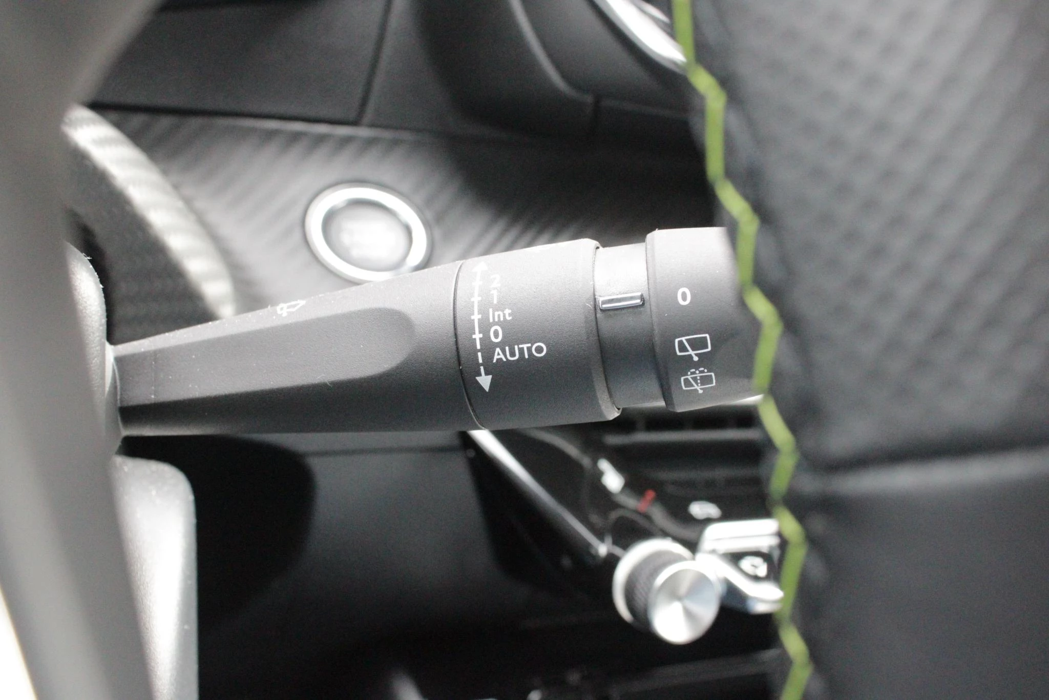 Hoofdafbeelding Peugeot e-208