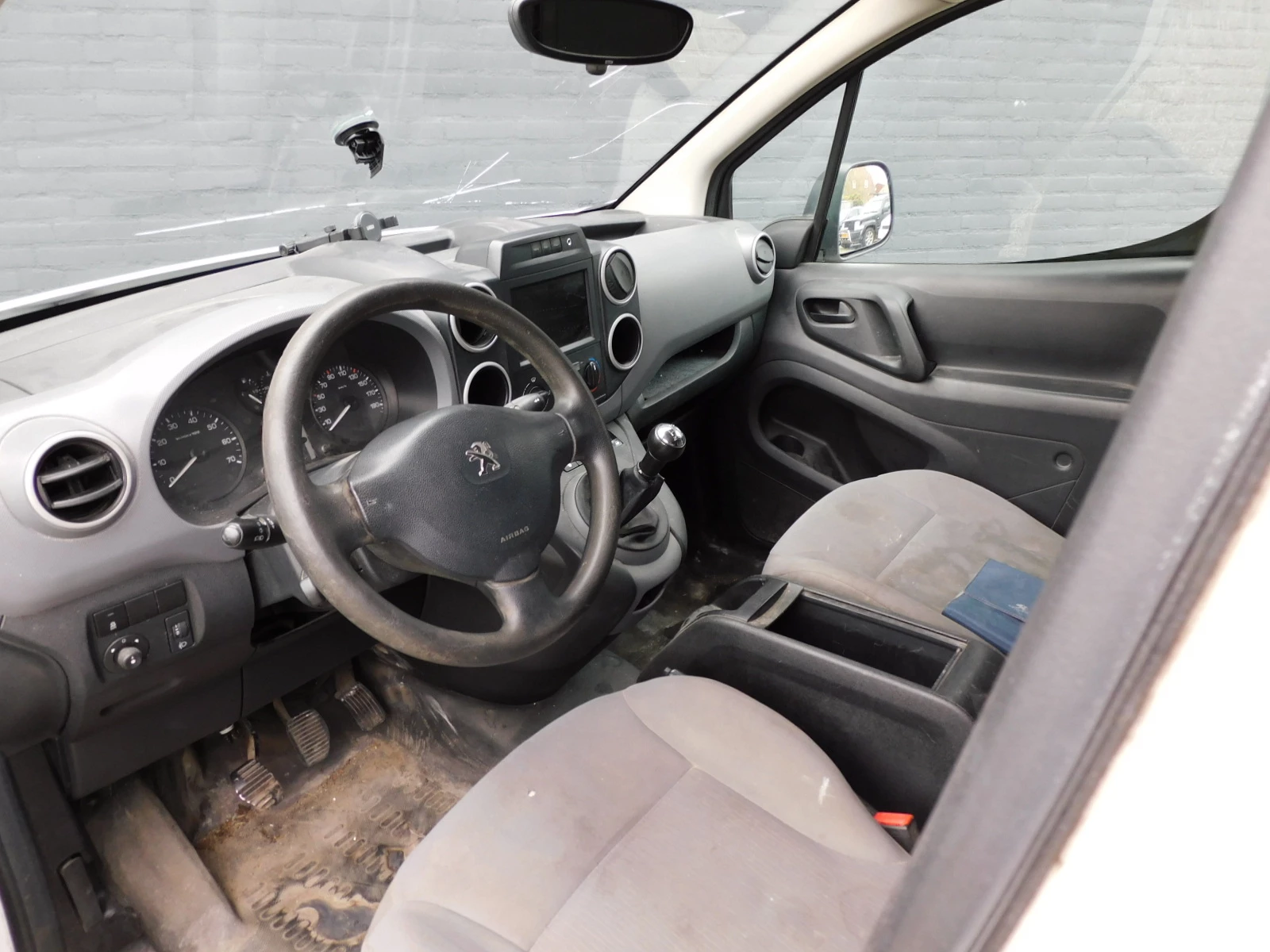 Hoofdafbeelding Peugeot Partner