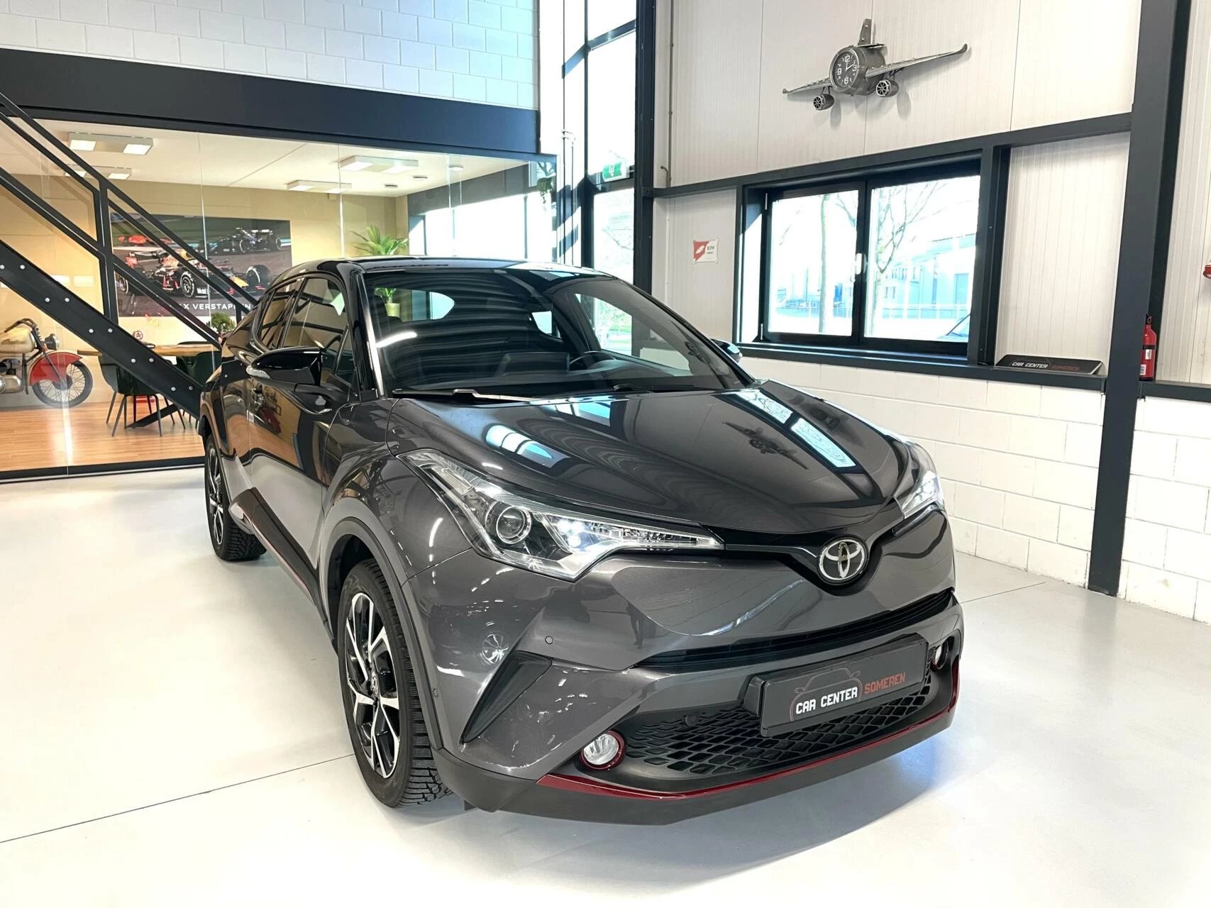 Hoofdafbeelding Toyota C-HR