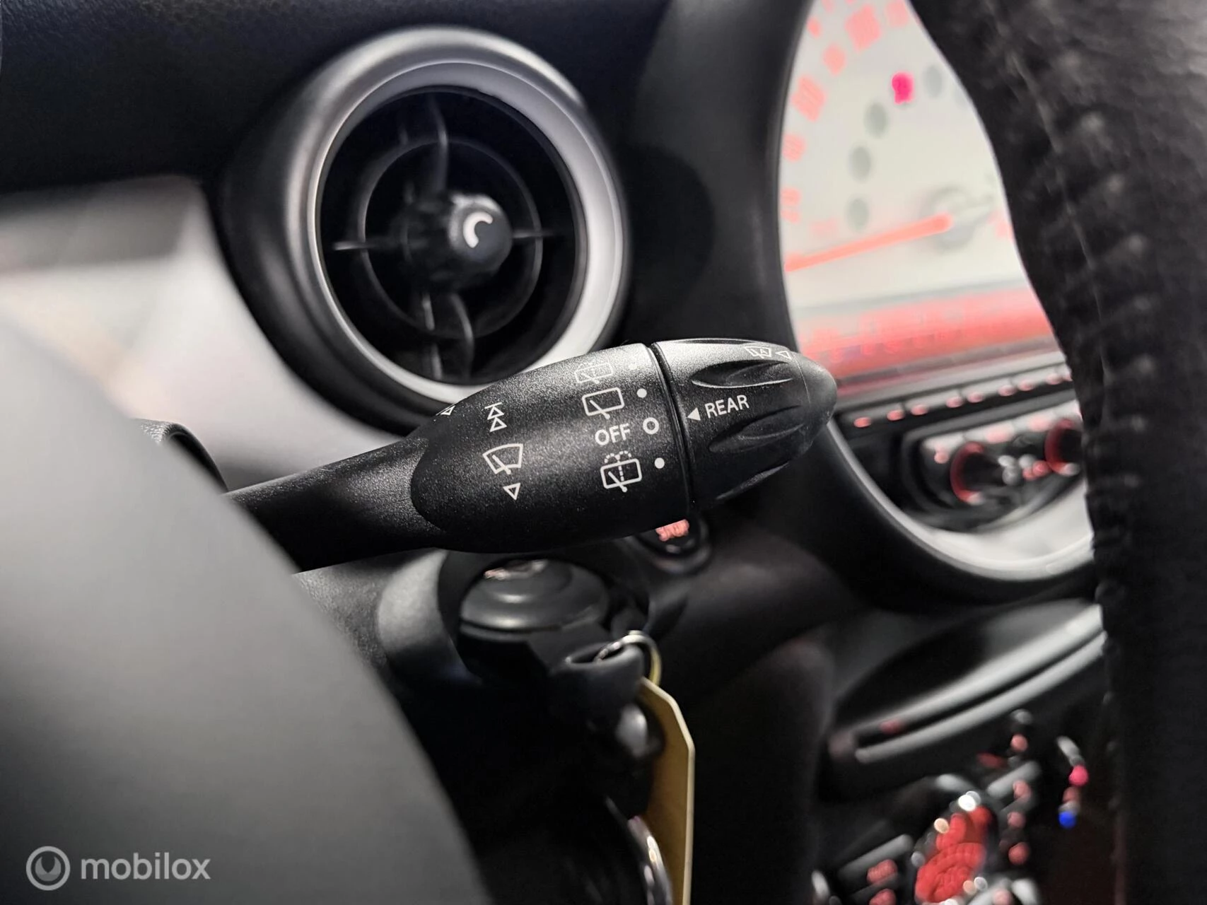 Hoofdafbeelding MINI One