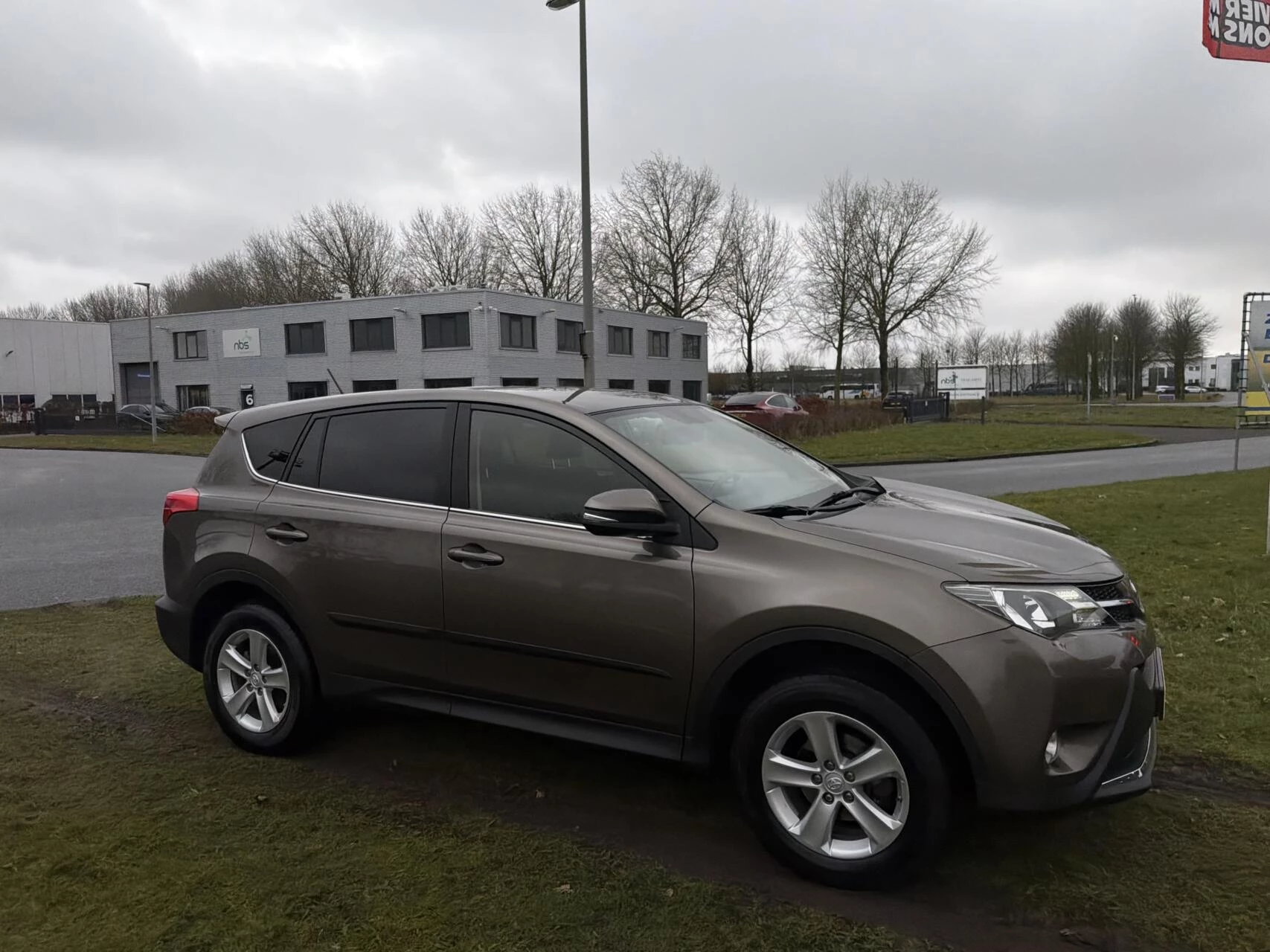 Hoofdafbeelding Toyota RAV4