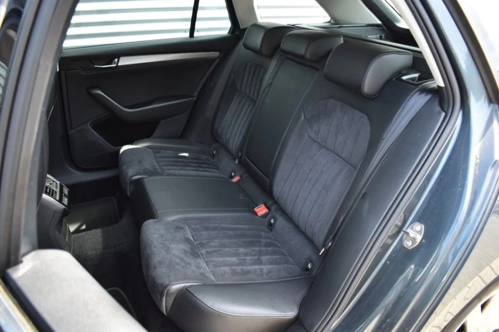 Hoofdafbeelding Škoda Superb
