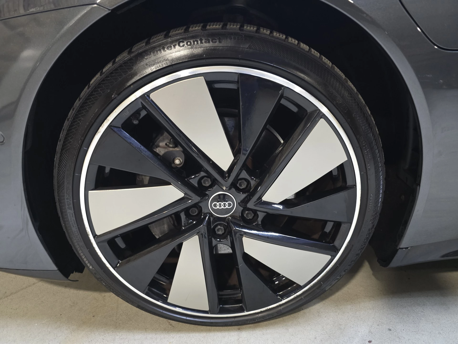 Hoofdafbeelding Audi e-tron GT