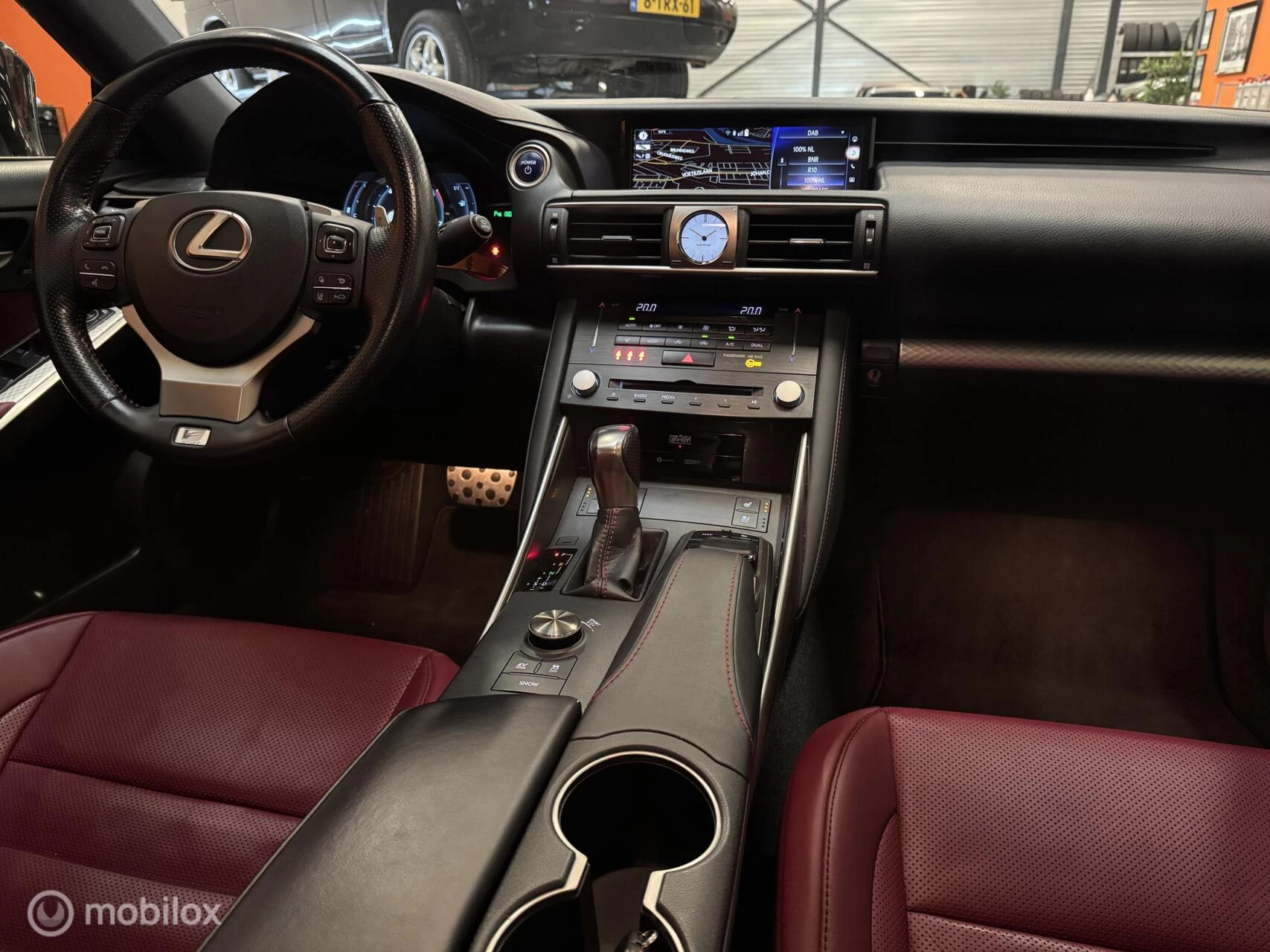 Hoofdafbeelding Lexus IS