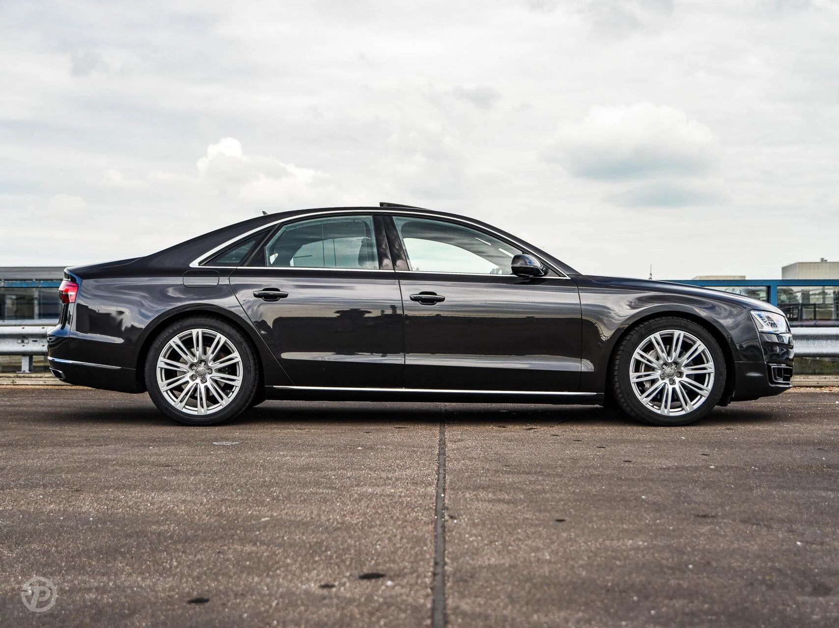 Hoofdafbeelding Audi A8