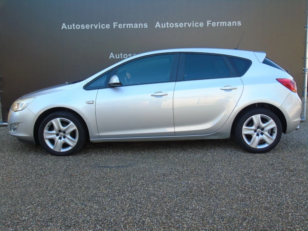 Hoofdafbeelding Opel Astra