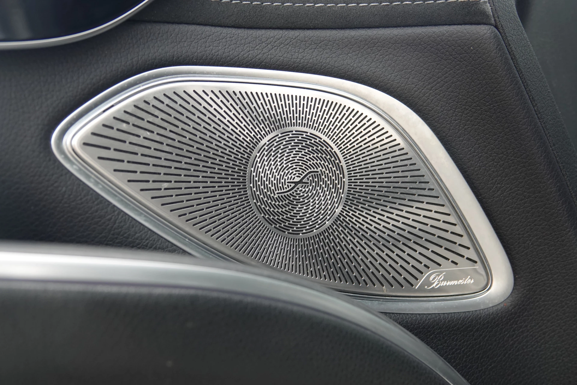 Hoofdafbeelding Mercedes-Benz EQS