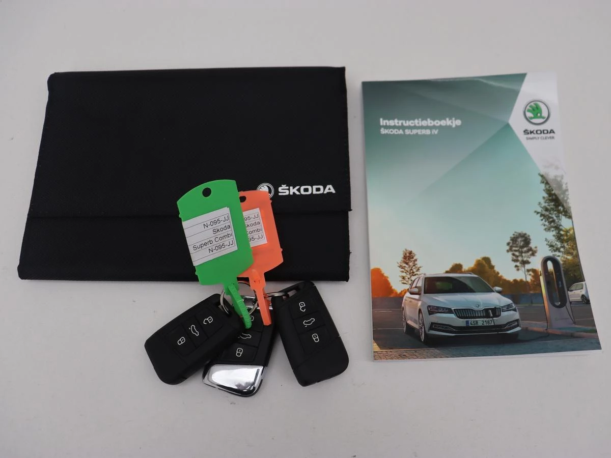 Hoofdafbeelding Škoda Superb