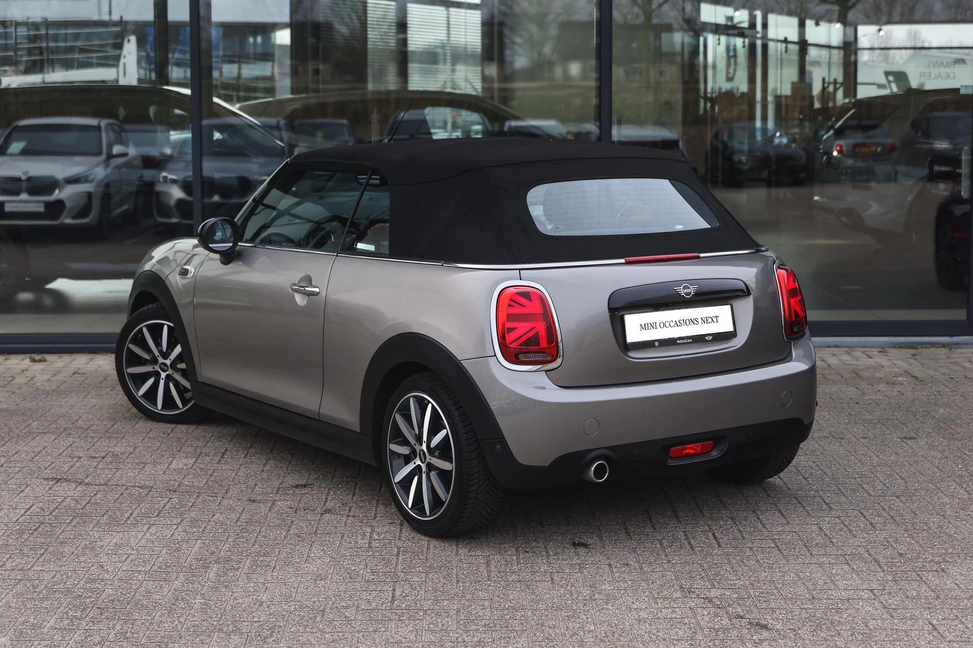 Hoofdafbeelding MINI Cooper Cabrio