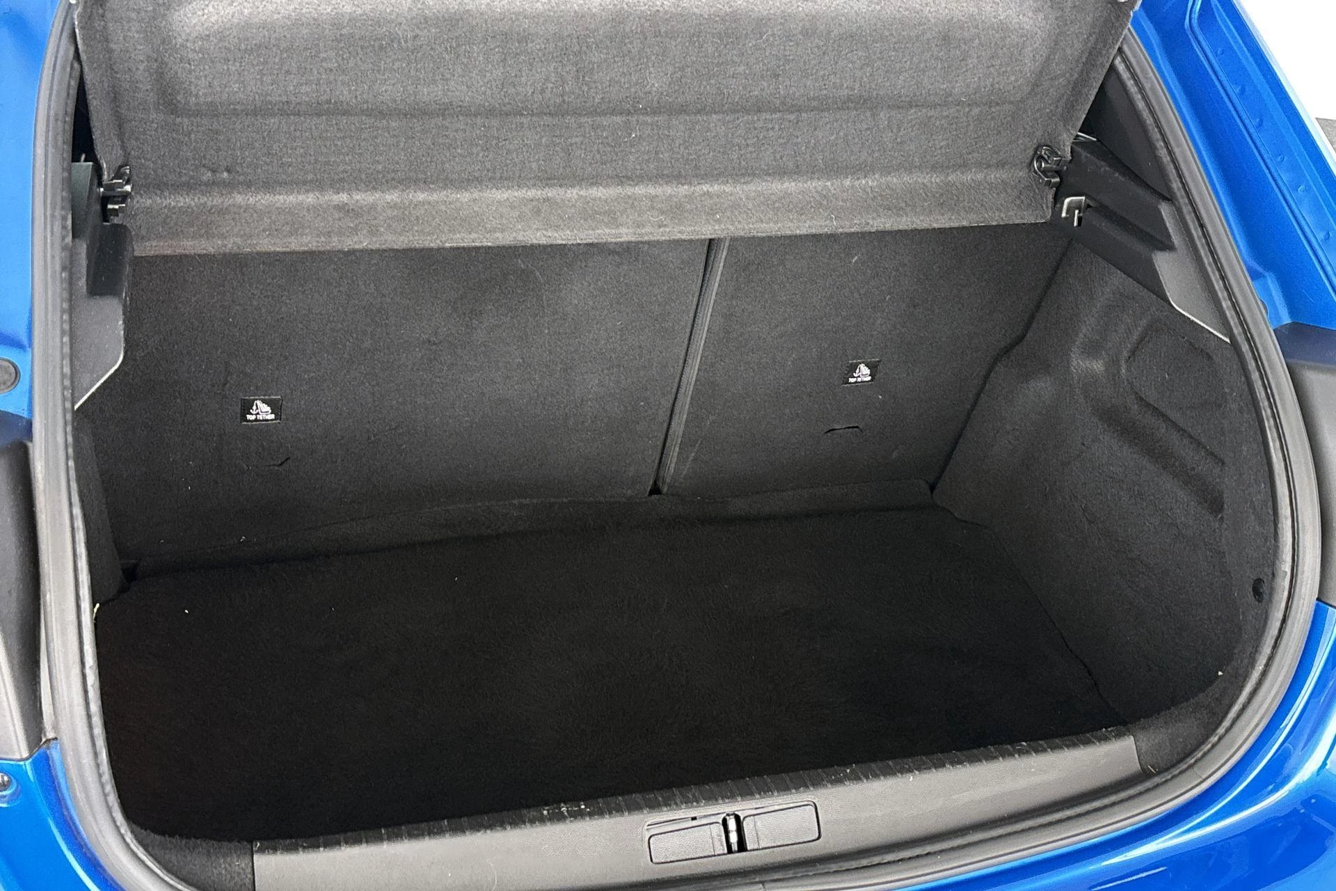 Hoofdafbeelding Peugeot e-208