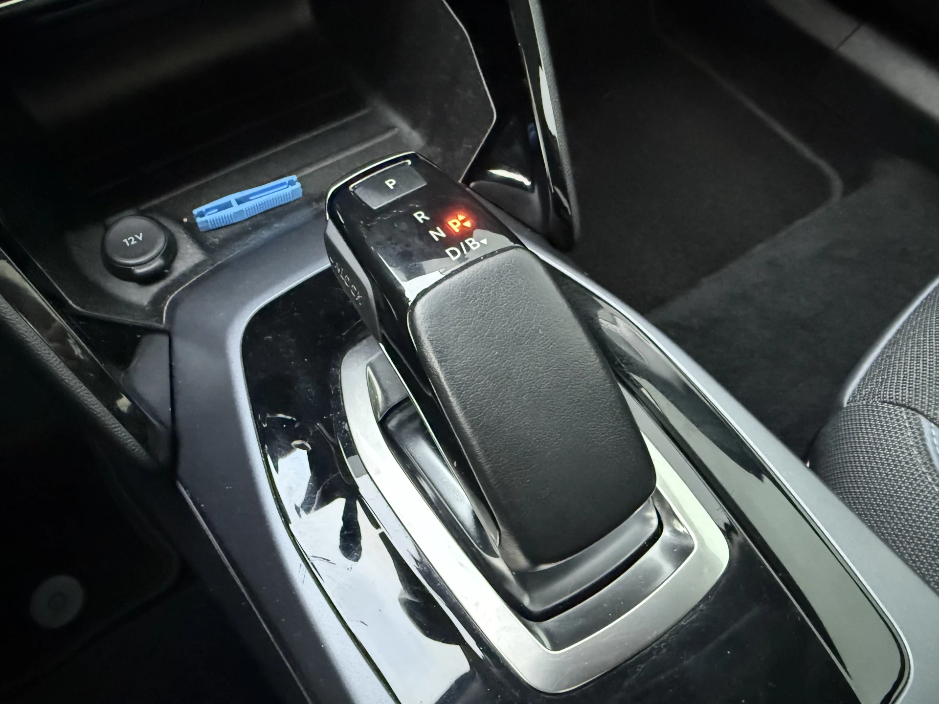 Hoofdafbeelding Peugeot e-2008