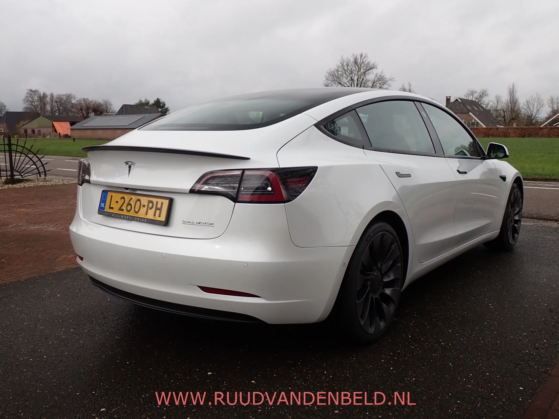 Hoofdafbeelding Tesla Model 3