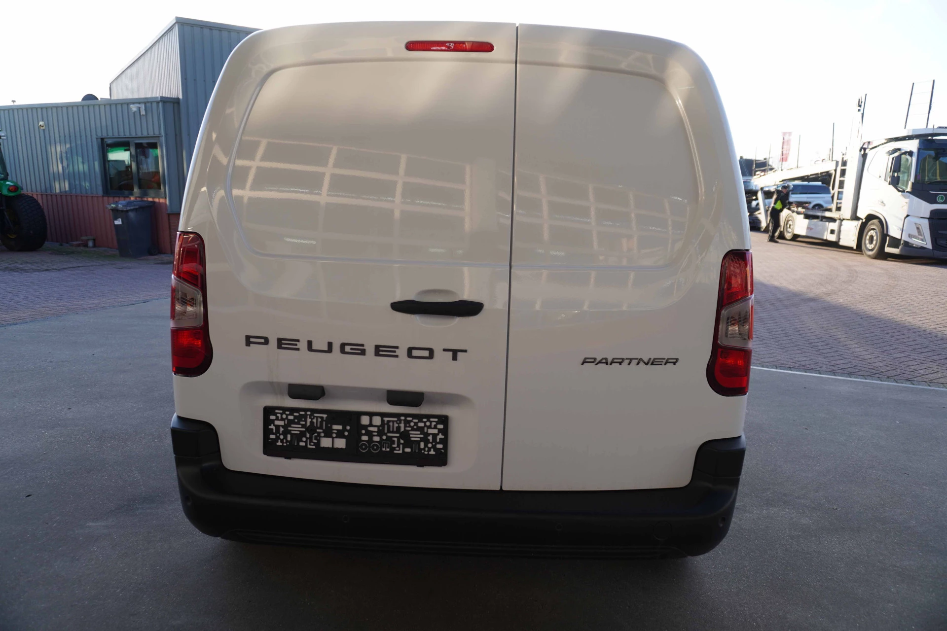 Hoofdafbeelding Peugeot Partner