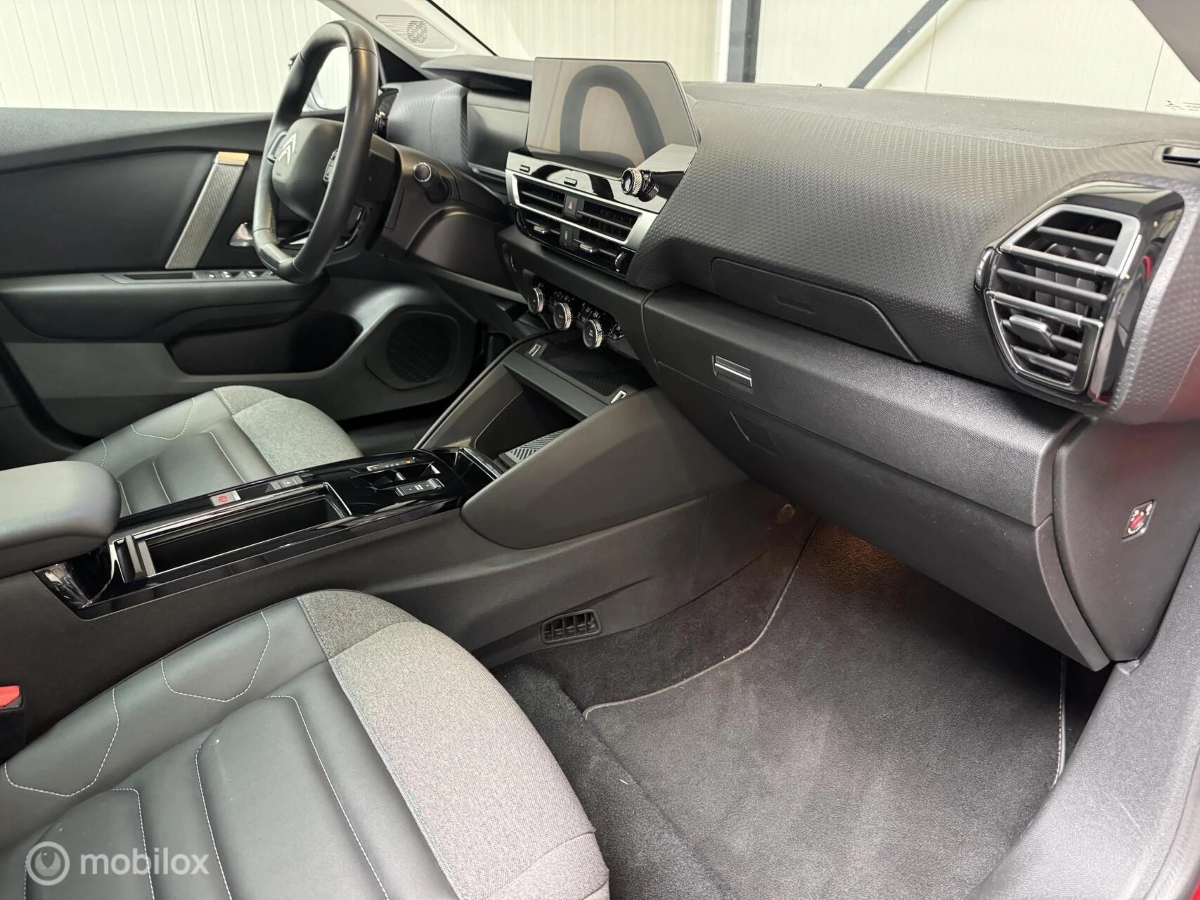 Hoofdafbeelding Citroën ë-C4