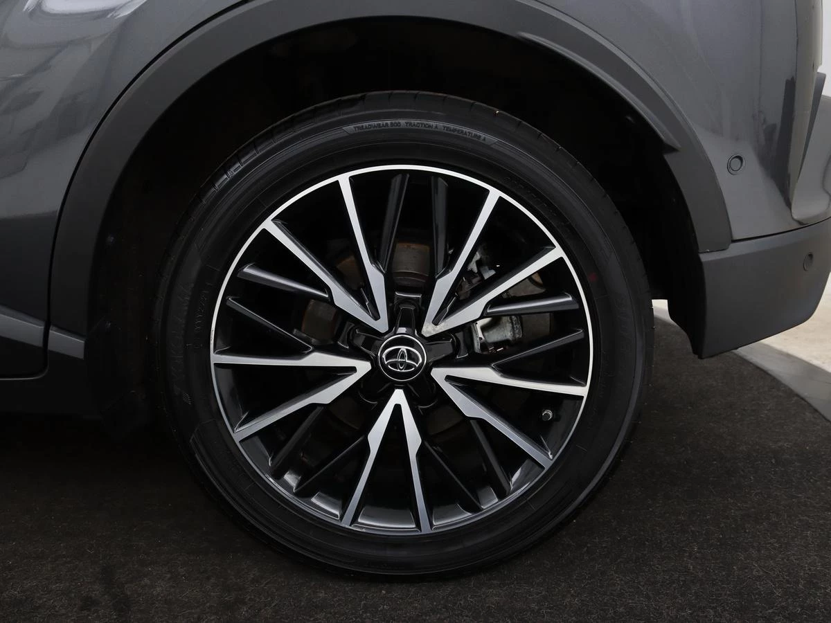 Hoofdafbeelding Toyota C-HR