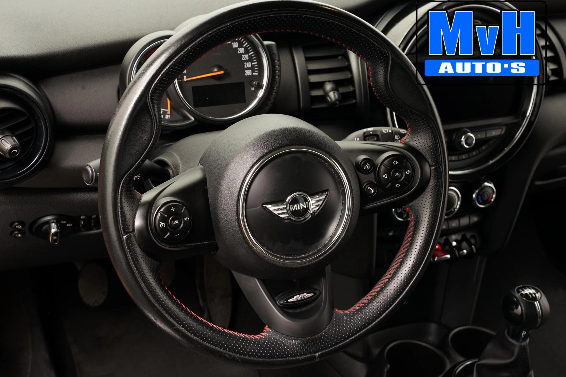 Hoofdafbeelding MINI One