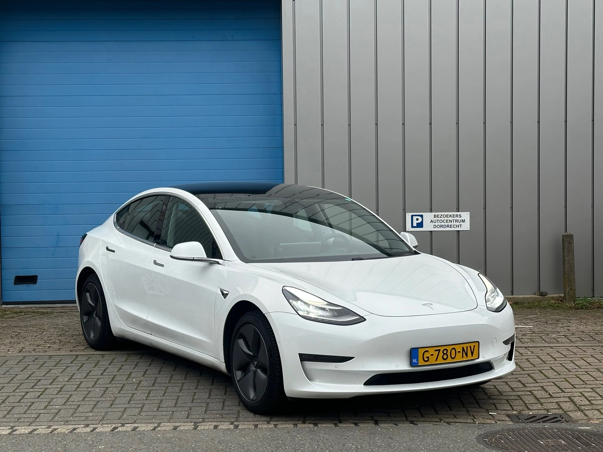 Hoofdafbeelding Tesla Model 3