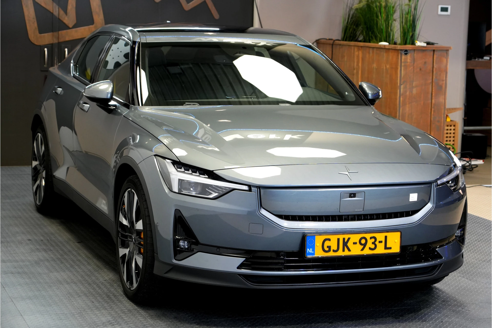 Hoofdafbeelding Polestar 2