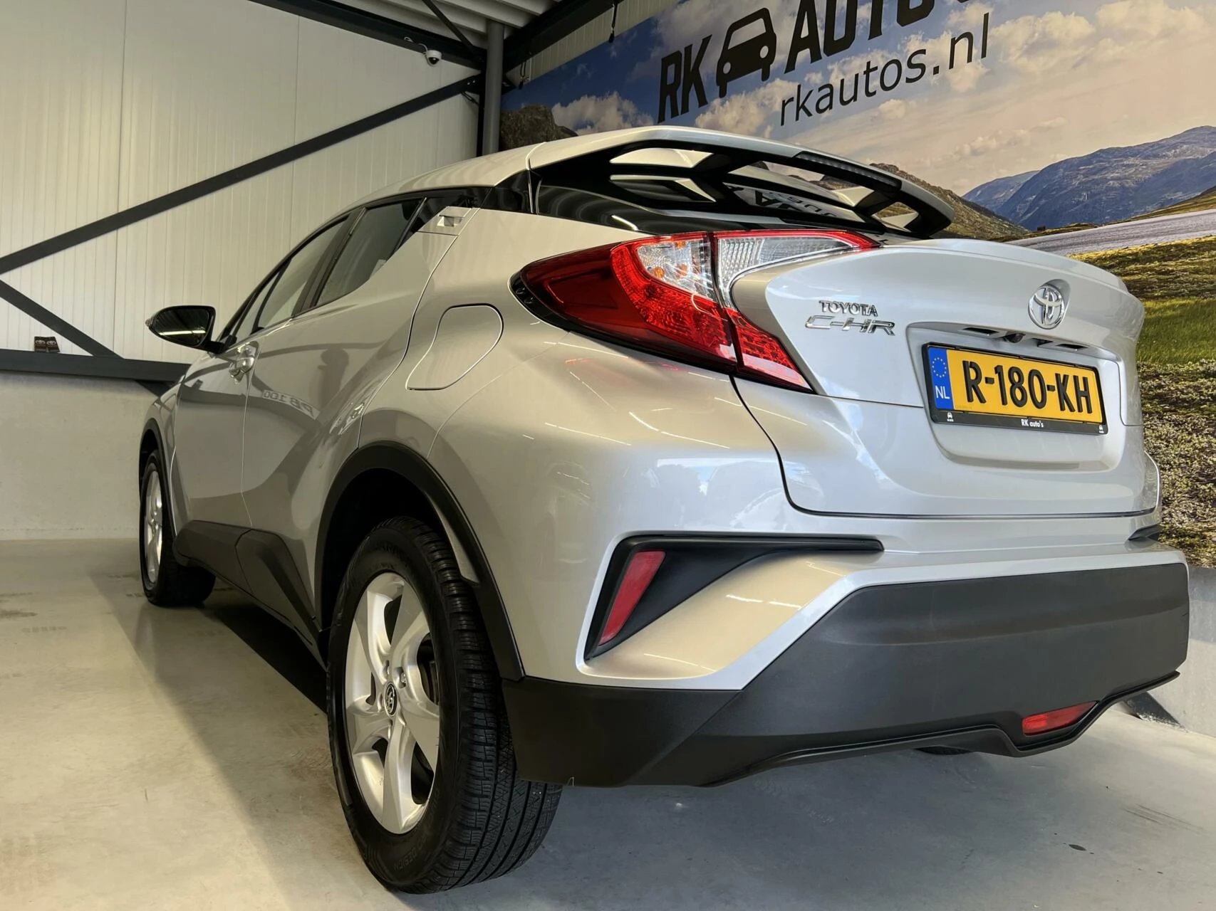 Hoofdafbeelding Toyota C-HR