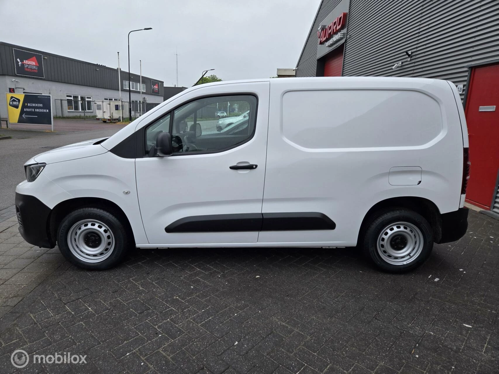 Hoofdafbeelding Peugeot Partner