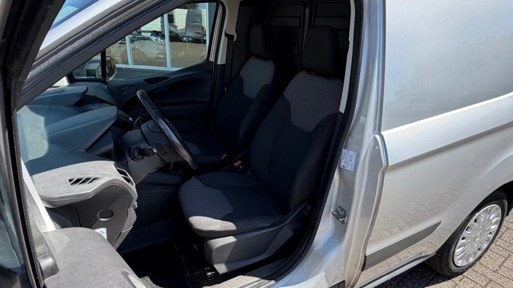 Hoofdafbeelding Ford Transit Courier