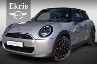 Hoofdafbeelding MINI 5-deurs MINI 5-deurs 2.0 Cooper S Favoured Trim + Pakket M / Panoramadak /MINI Head-Up Display