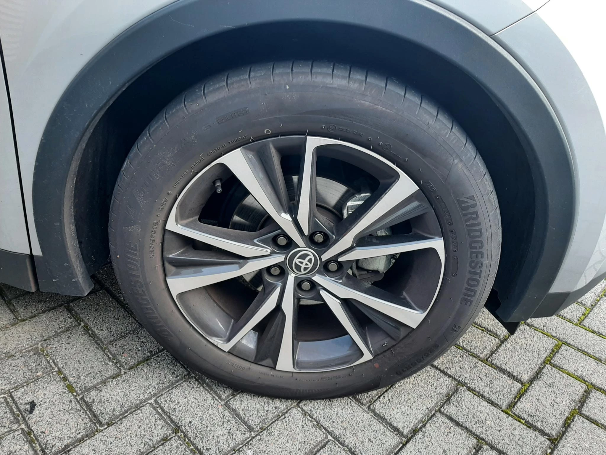 Hoofdafbeelding Toyota C-HR