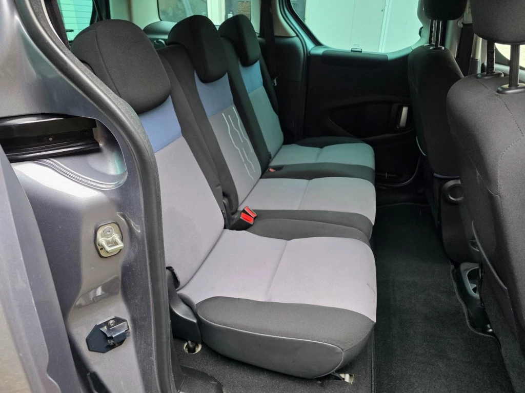 Hoofdafbeelding Peugeot Partner