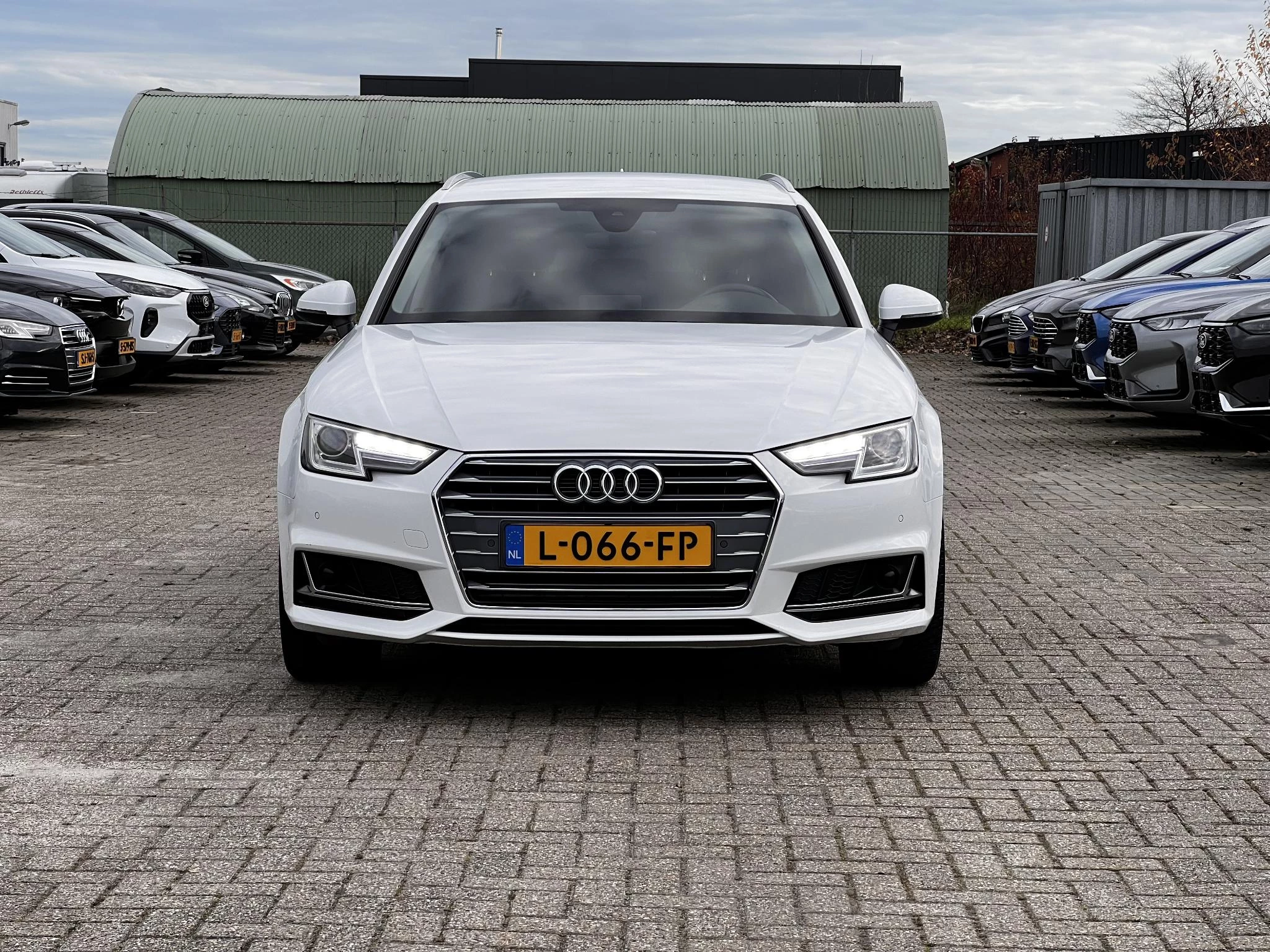 Hoofdafbeelding Audi A4