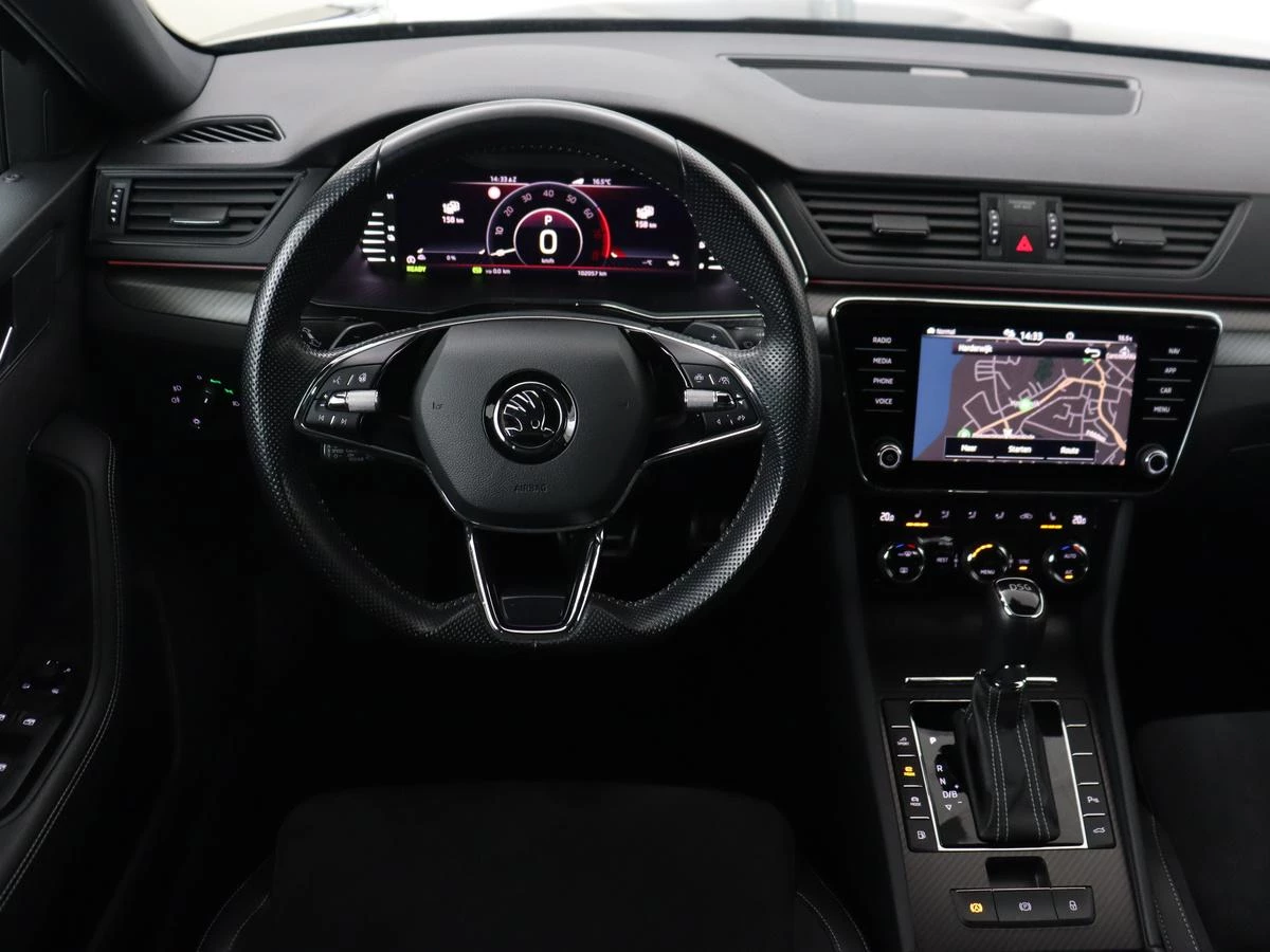 Hoofdafbeelding Škoda Superb