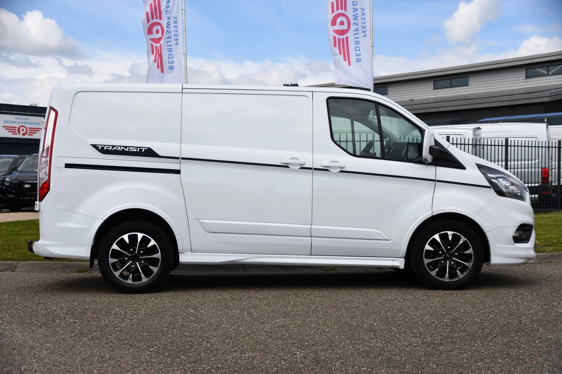 Hoofdafbeelding Ford Transit Custom