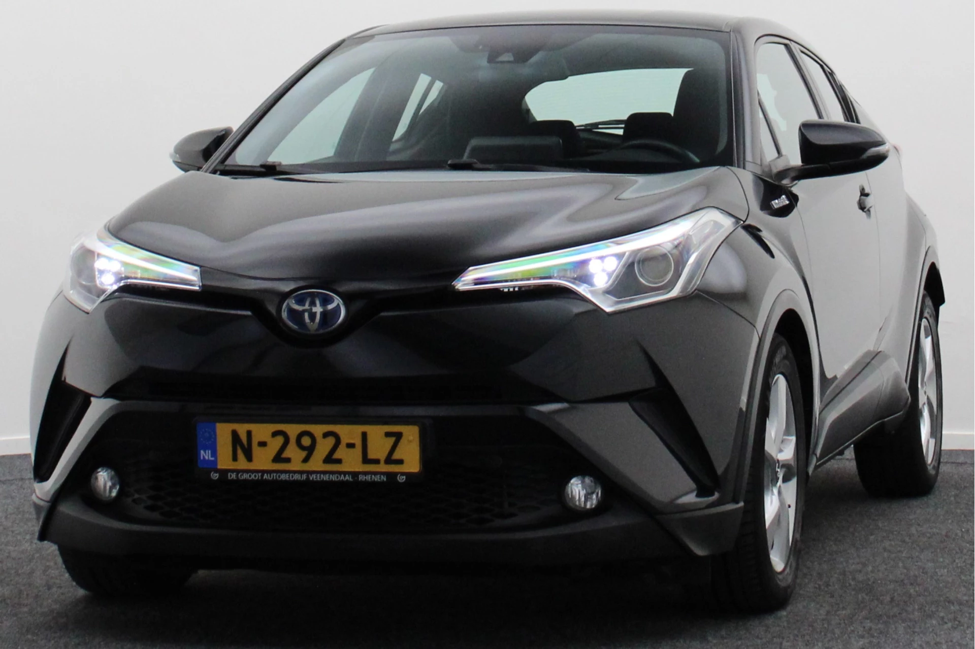 Hoofdafbeelding Toyota C-HR