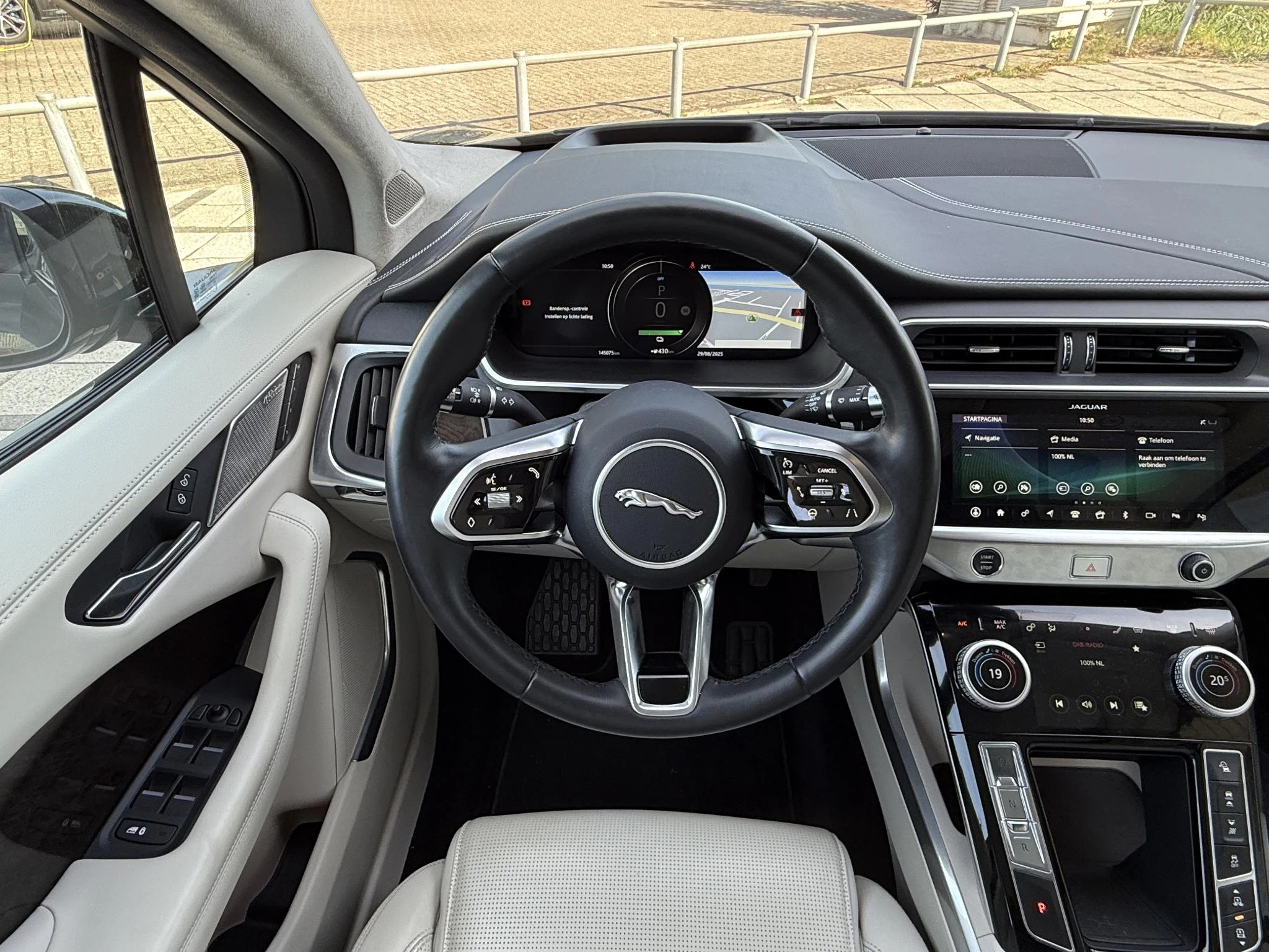 Hoofdafbeelding Jaguar I-PACE