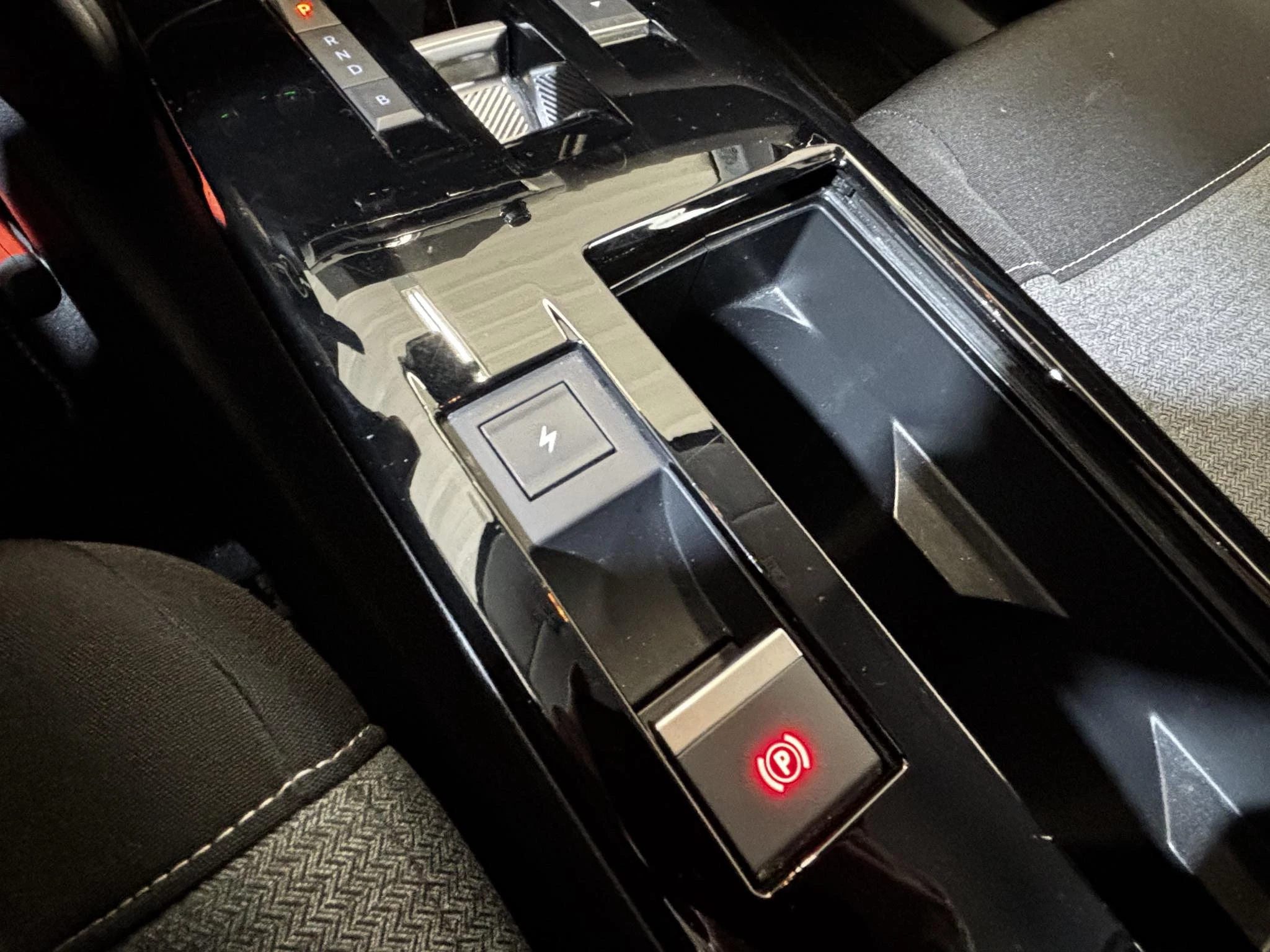 Hoofdafbeelding Citroën ë-C4