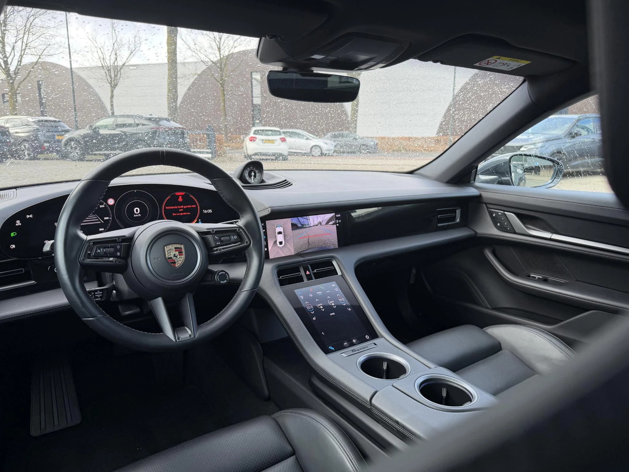 Hoofdafbeelding Porsche Taycan