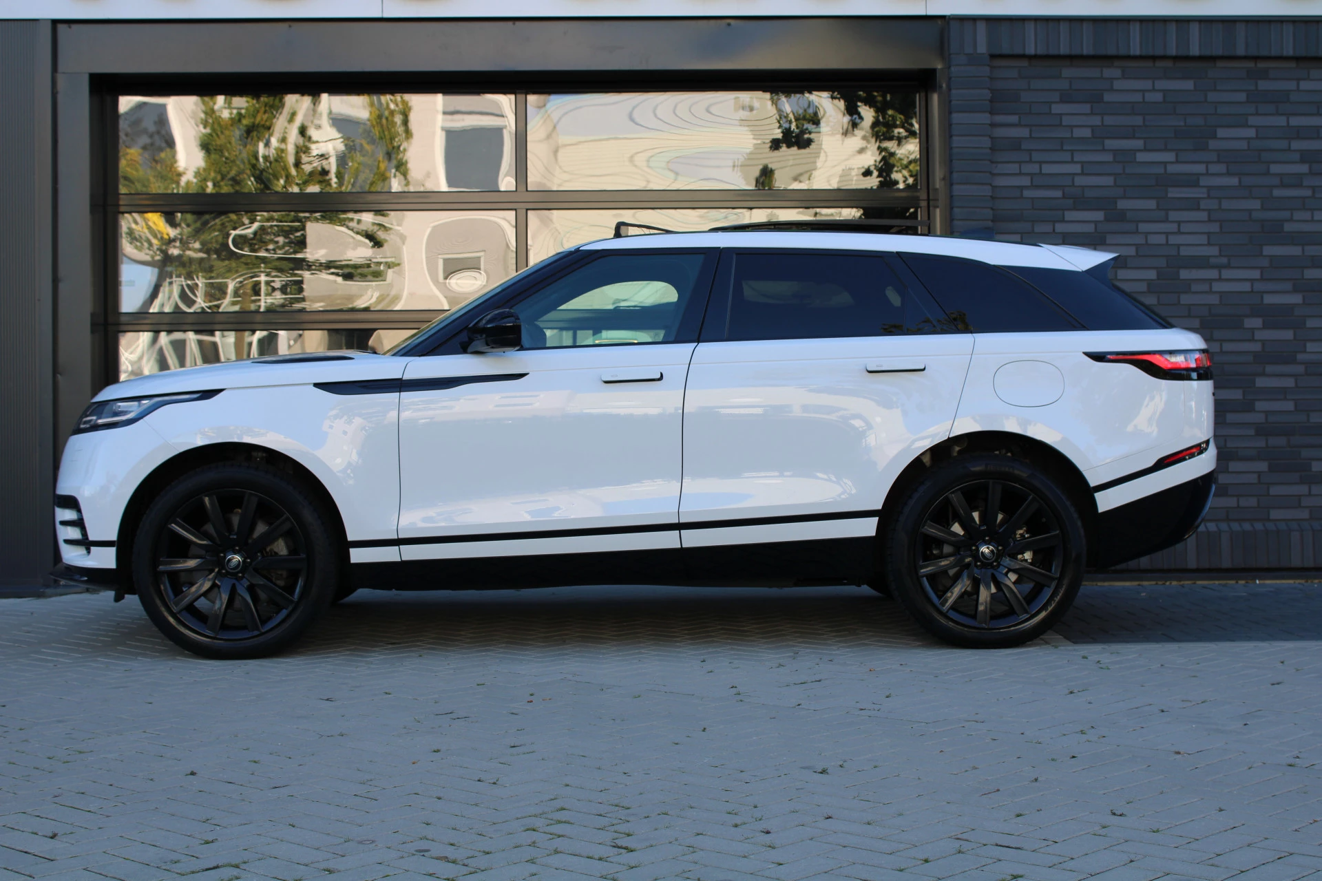 Hoofdafbeelding Land Rover Range Rover Velar