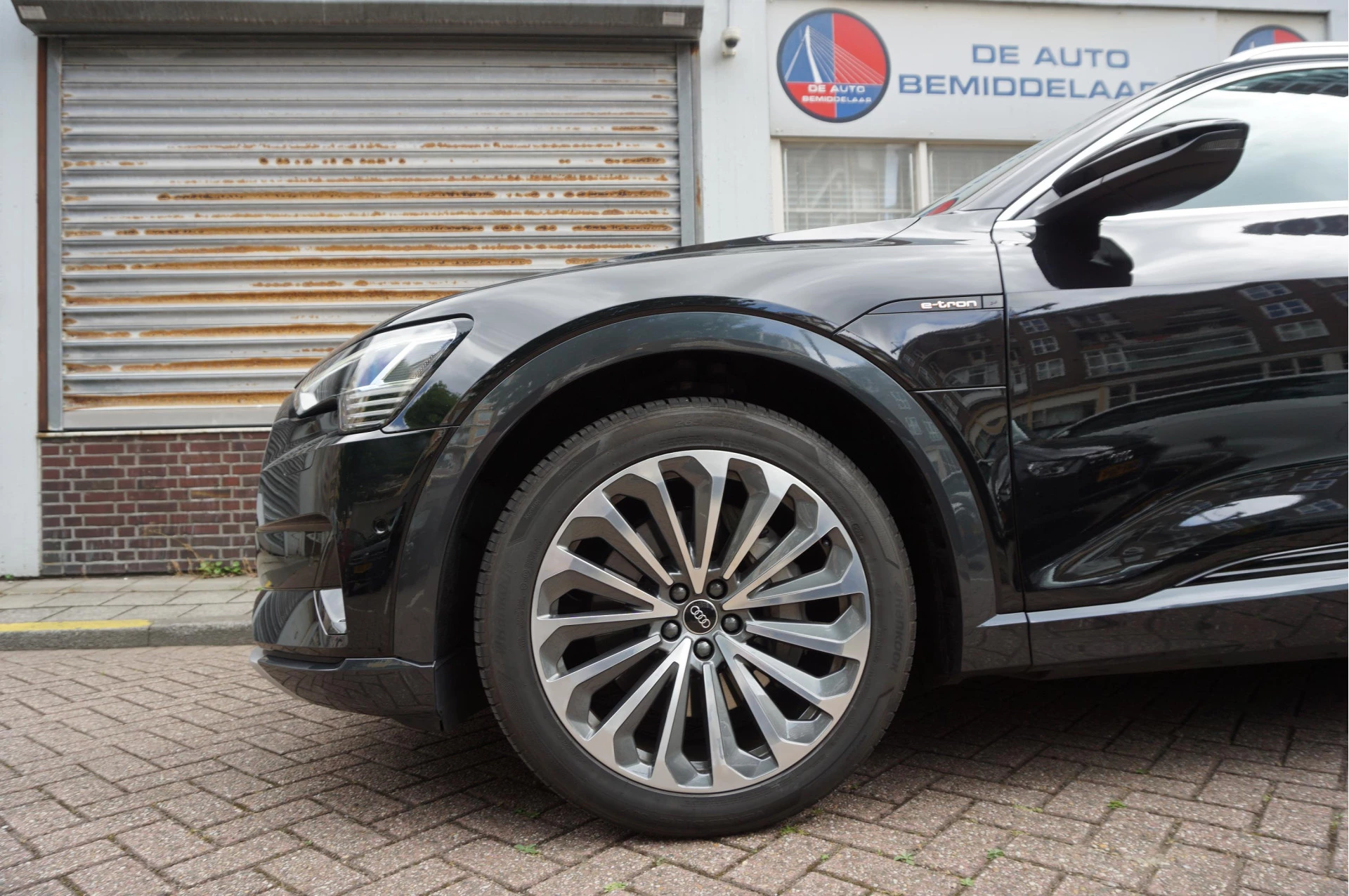 Hoofdafbeelding Audi e-tron