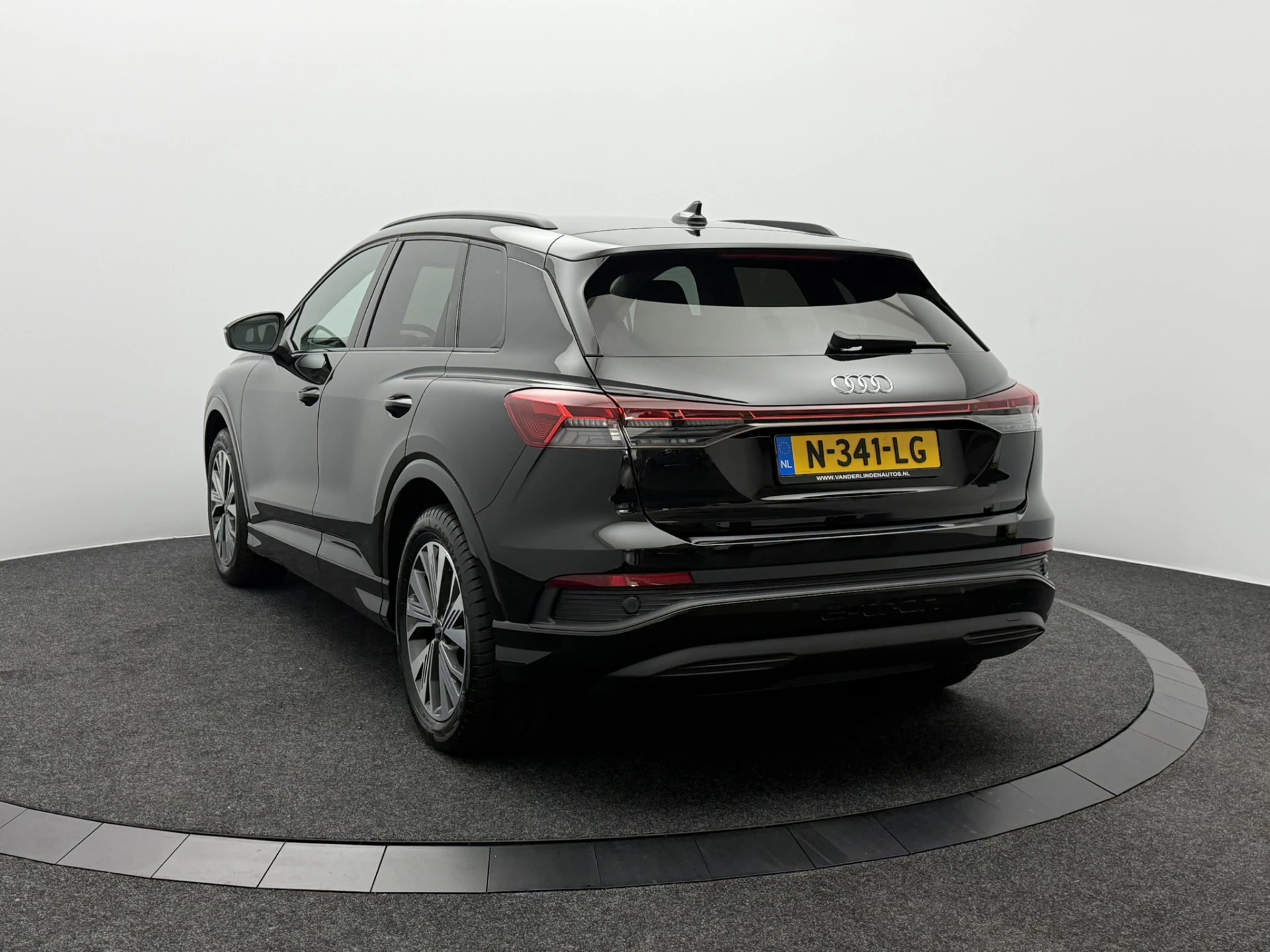 Hoofdafbeelding Audi Q4 e-tron