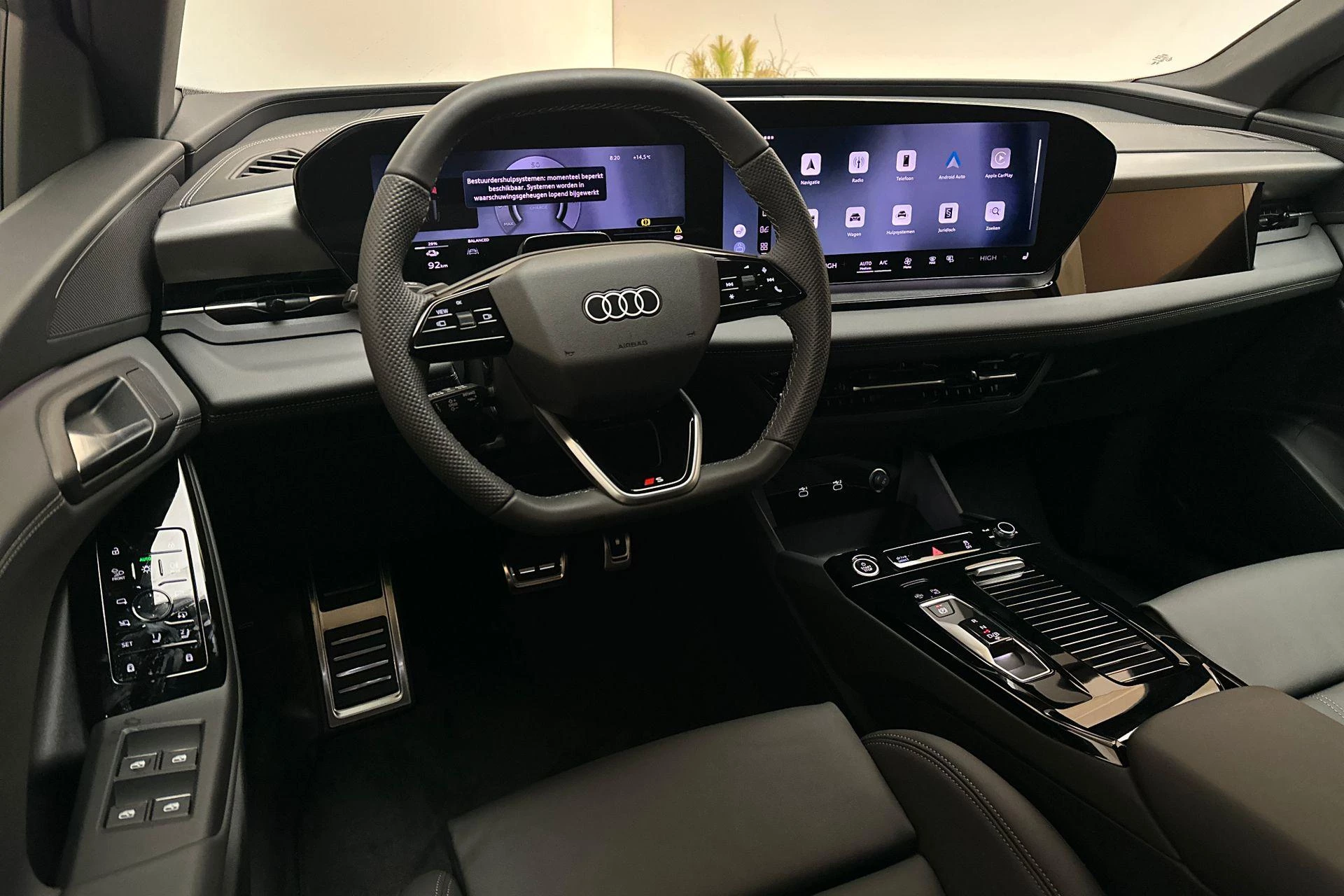 Hoofdafbeelding Audi Q6 e-tron
