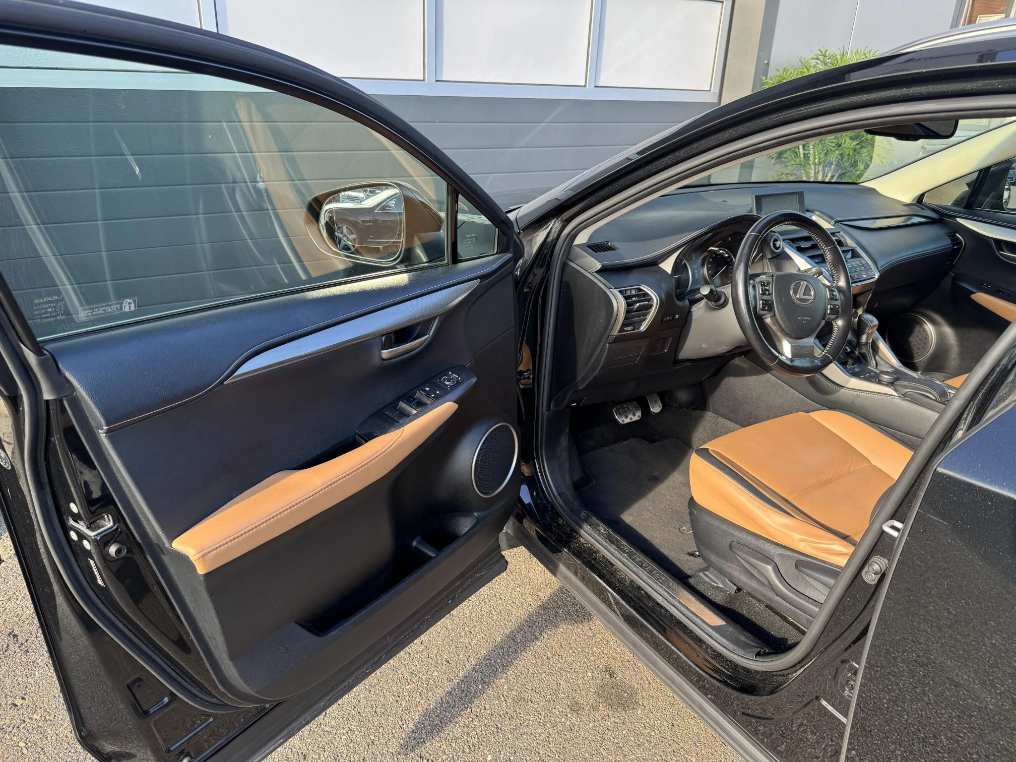 Hoofdafbeelding Lexus NX