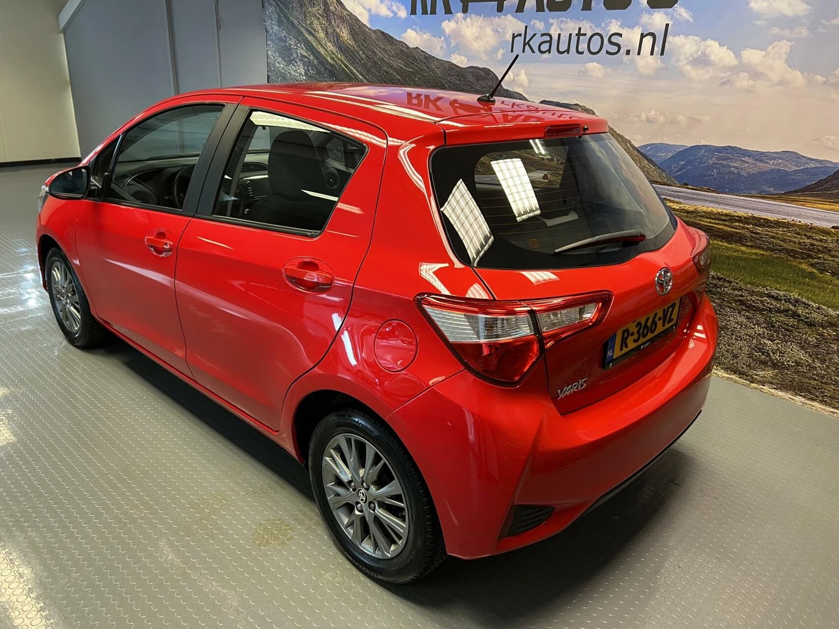 Hoofdafbeelding Toyota Yaris