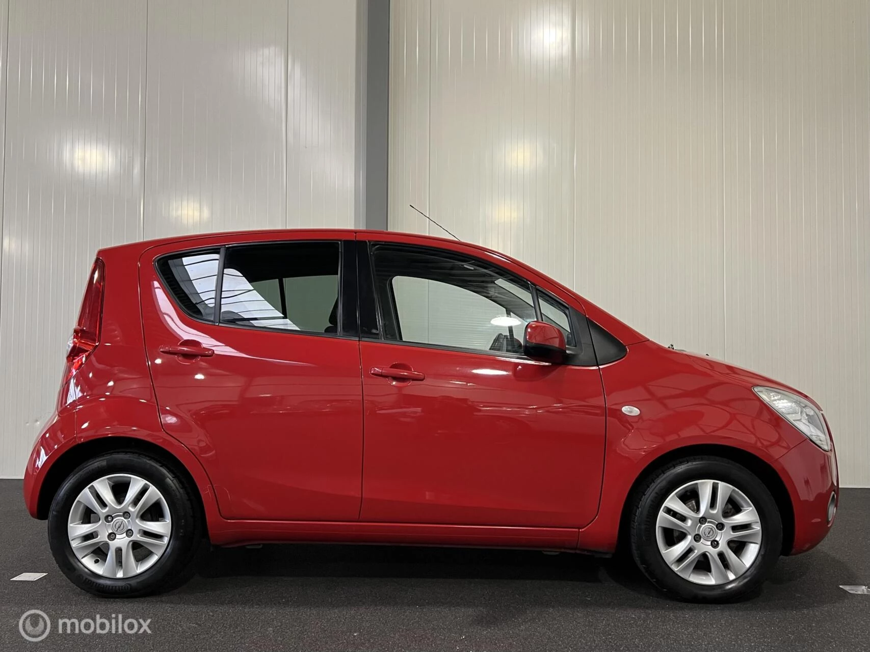 Hoofdafbeelding Opel Agila