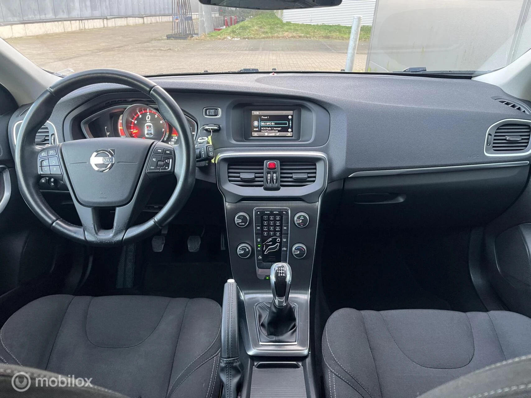 Hoofdafbeelding Volvo V40