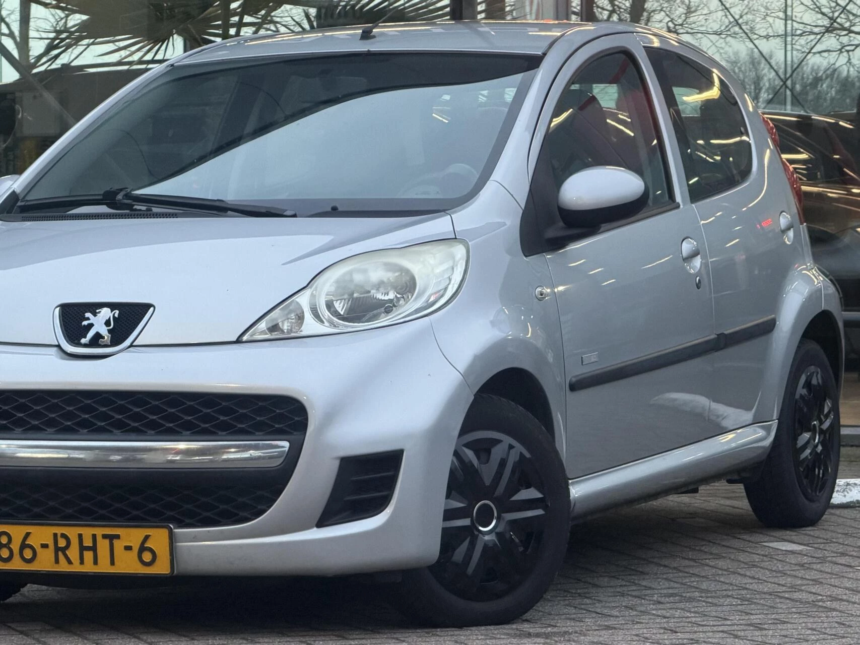 Hoofdafbeelding Peugeot 107