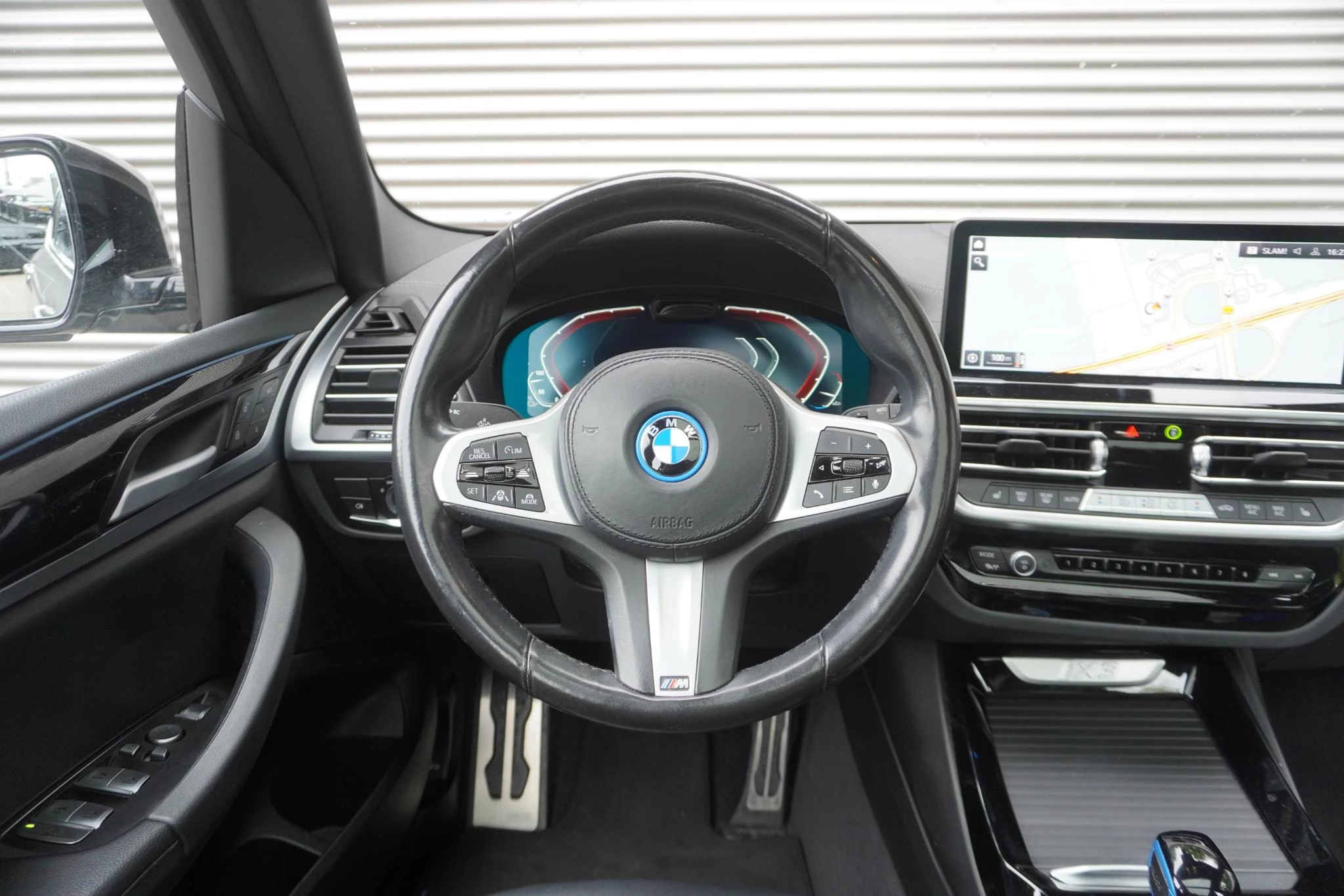Hoofdafbeelding BMW iX3