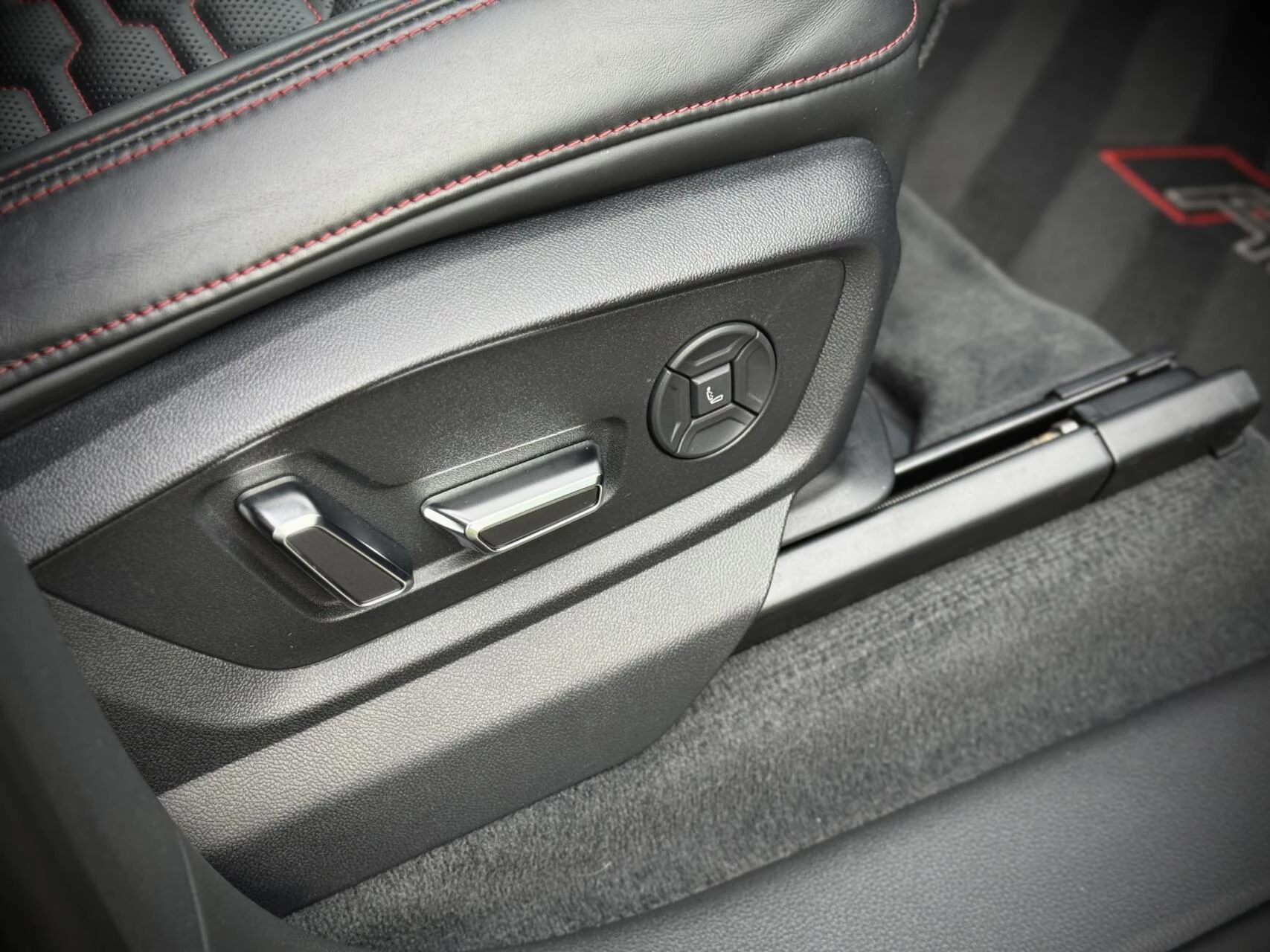 Hoofdafbeelding Audi RSQ8