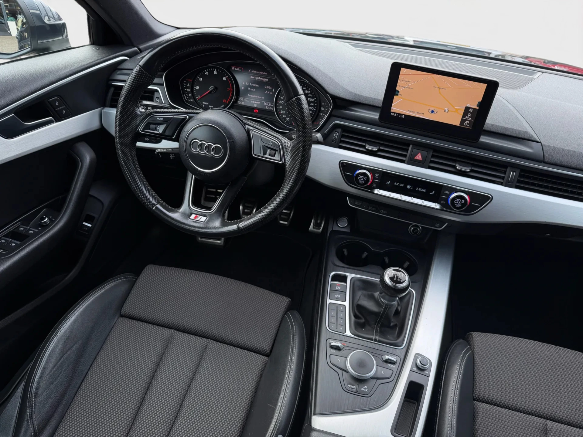 Hoofdafbeelding Audi A4