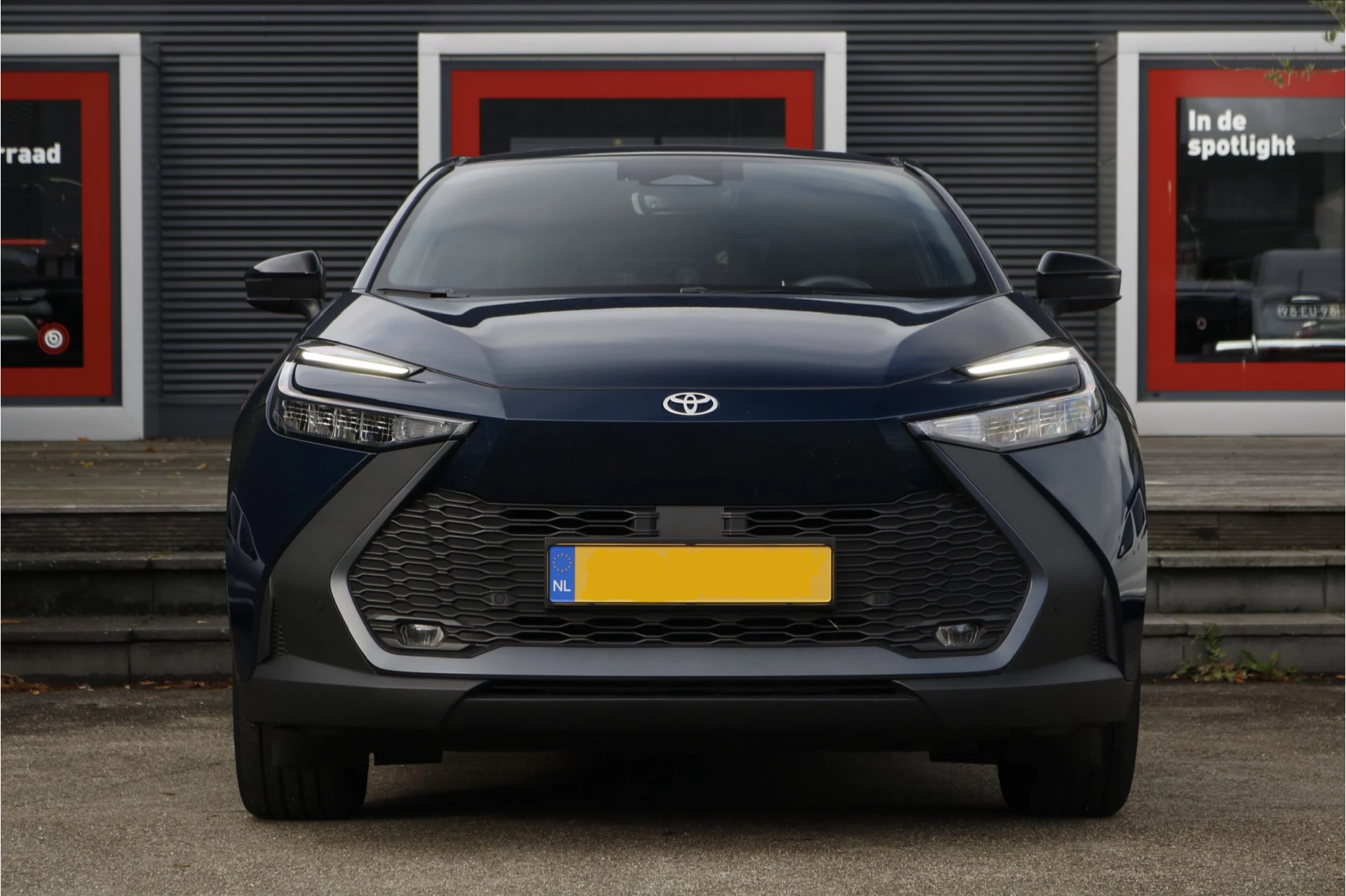 Hoofdafbeelding Toyota C-HR