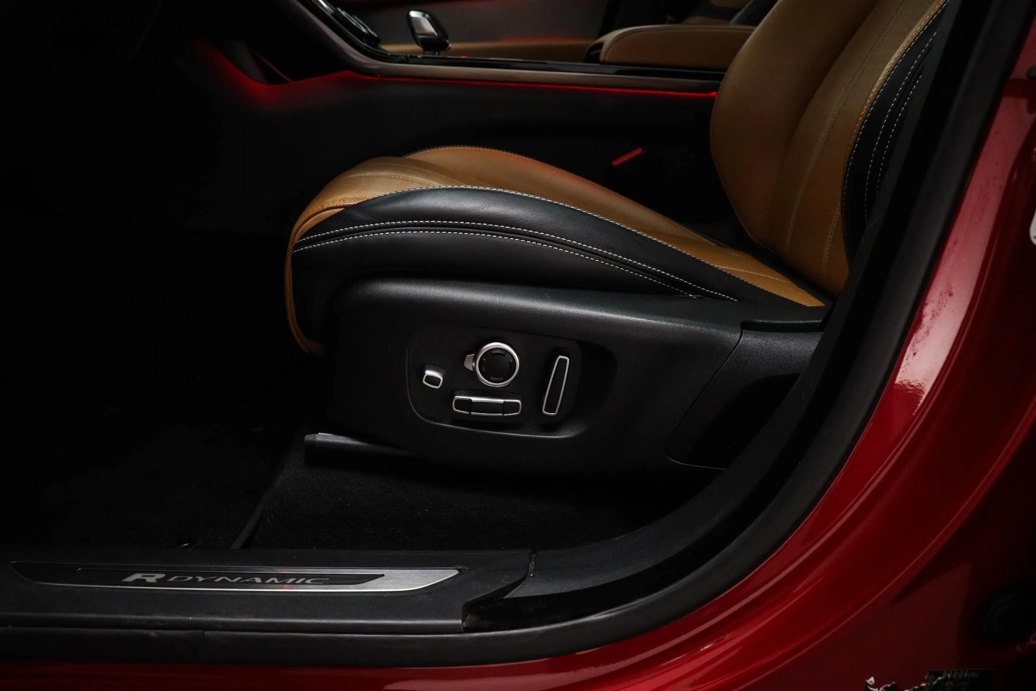 Hoofdafbeelding Land Rover Range Rover Velar