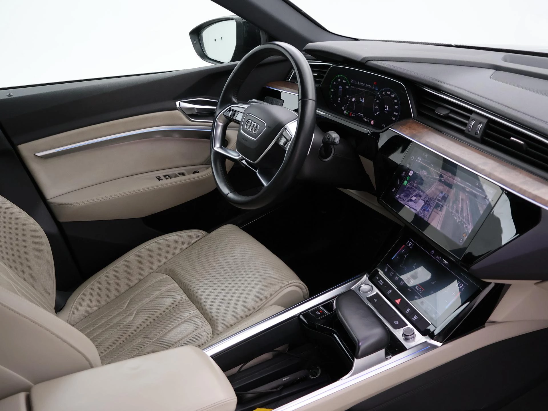Hoofdafbeelding Audi e-tron